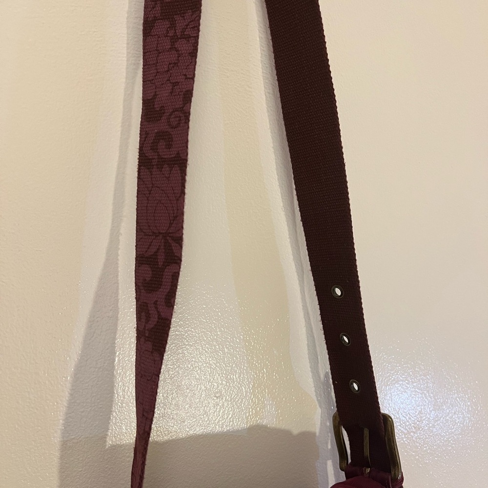 Puma Corduroy Maroon Crossbody Bag Floral Strap Buckle Zipper - Picture 11 of 11